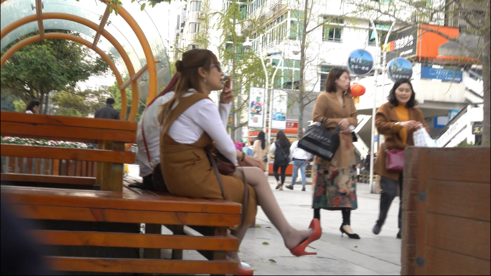 streetsnapdangl[00 00 23][20181201 001942 7]